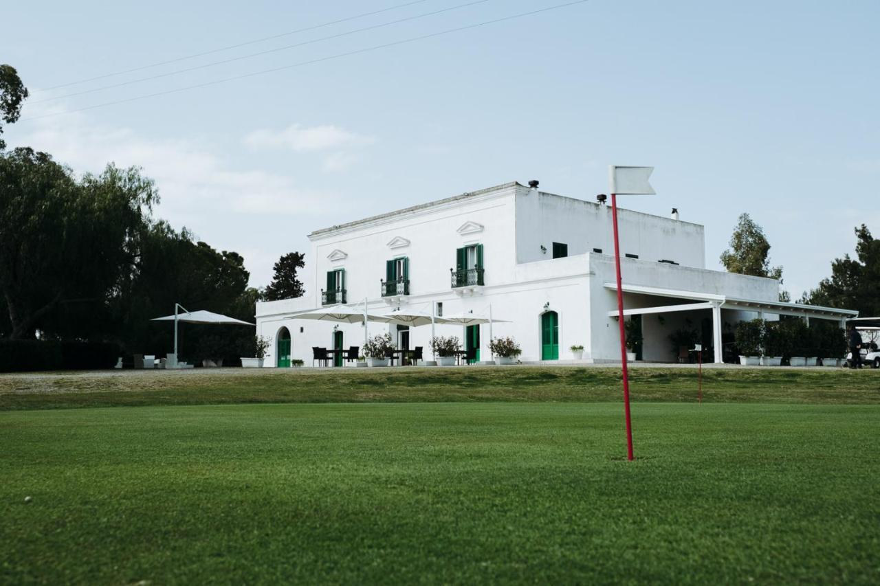 בית הארחה Golf Club מטאפונטו מראה חיצוני תמונה
