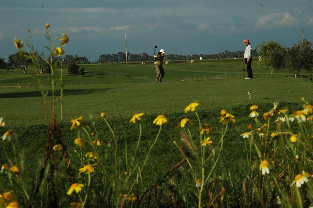 בית הארחה Golf Club מטאפונטו מראה חיצוני תמונה